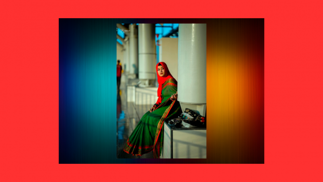 লাল সবুজ শাড়িতে চলুন মেতে উঠি বিজয়ের তাগিদে।